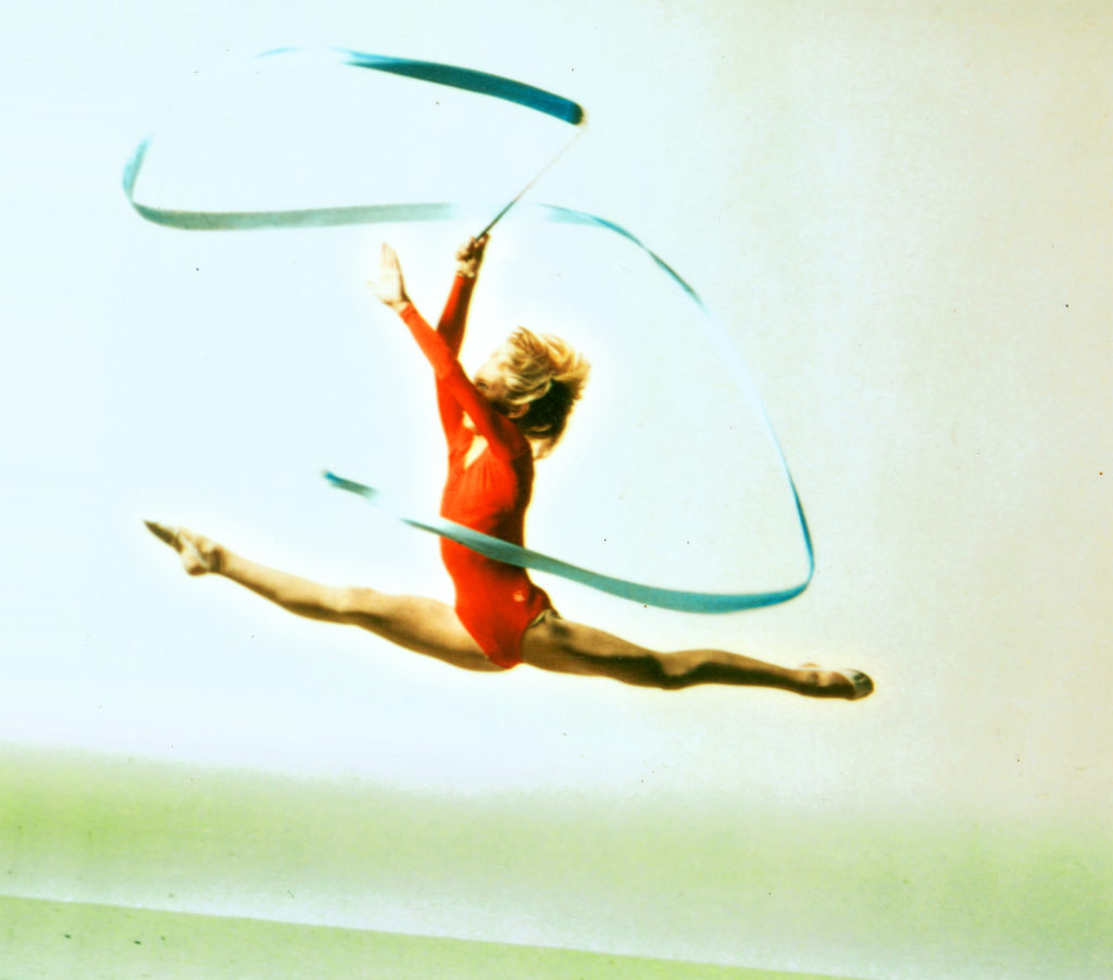 Körper am Ende der Welt I von Regina Dürig & Marion Rothhaar I @BRUX